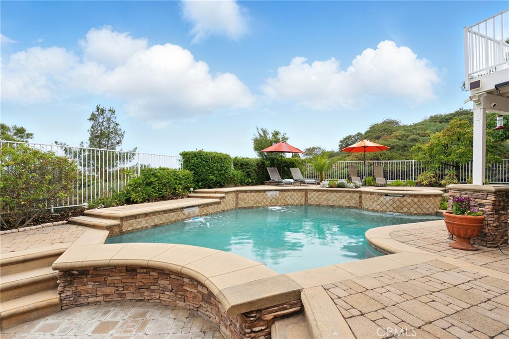 45242 Oakville Court