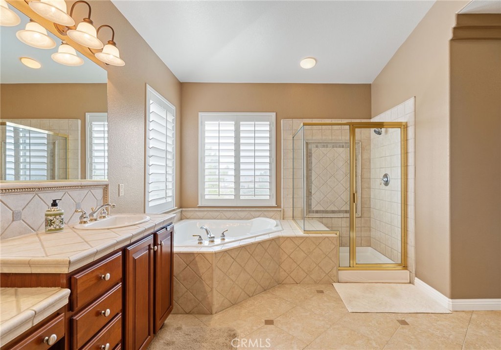 45242 Oakville Court