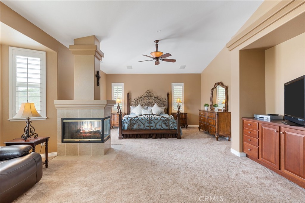 45242 Oakville Court