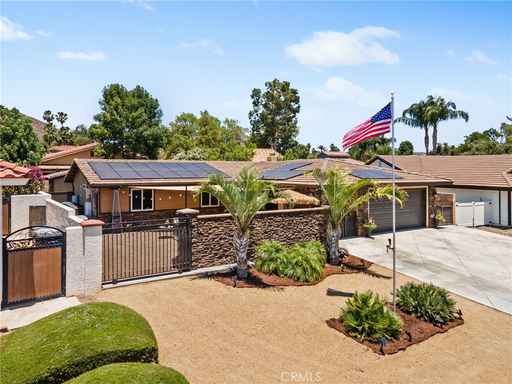 23540 Canyon Lake Drive N