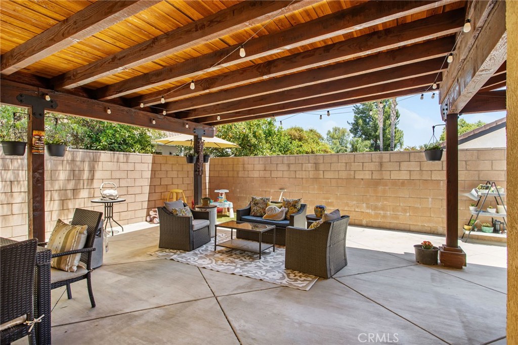 23540 Canyon Lake Drive N