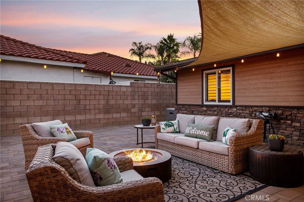 23540 Canyon Lake Drive N