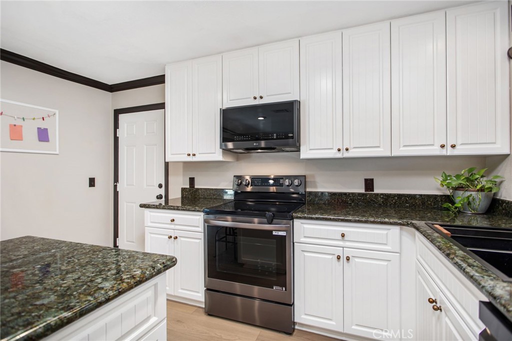 23540 Canyon Lake Drive N