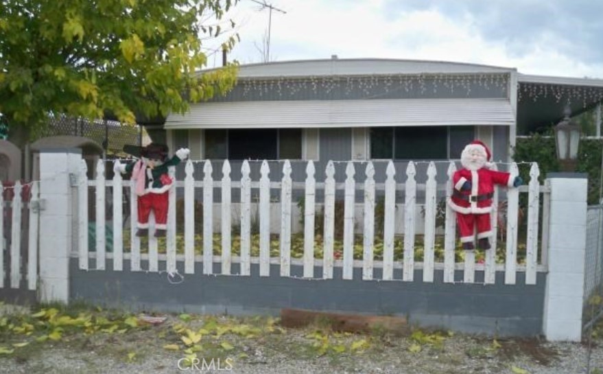 25952 Homeland Avenue