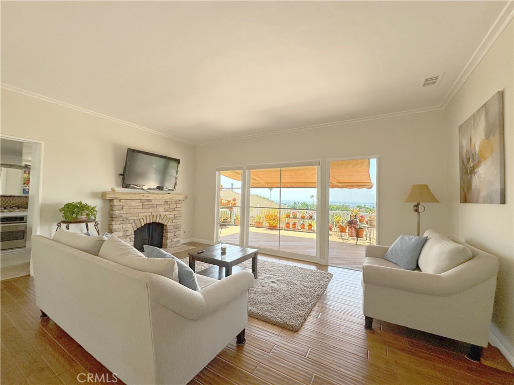 5643 Panorama Drive