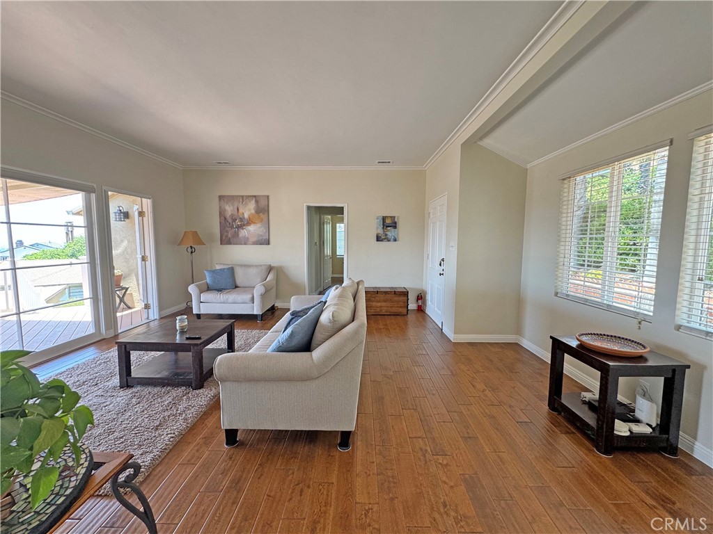 5643 Panorama Drive