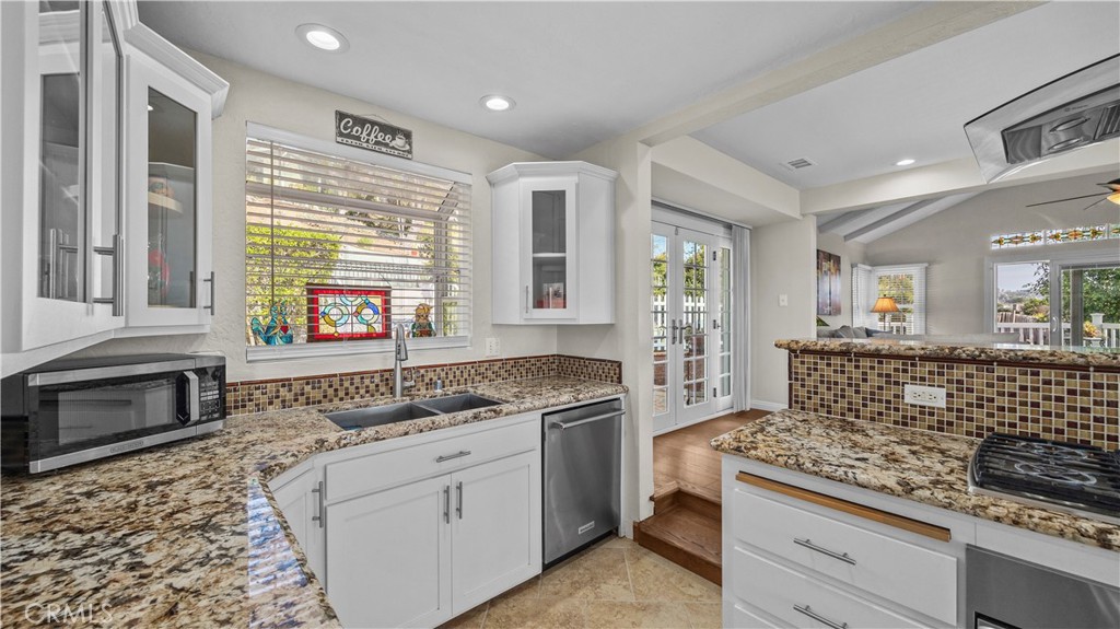 5643 Panorama Drive