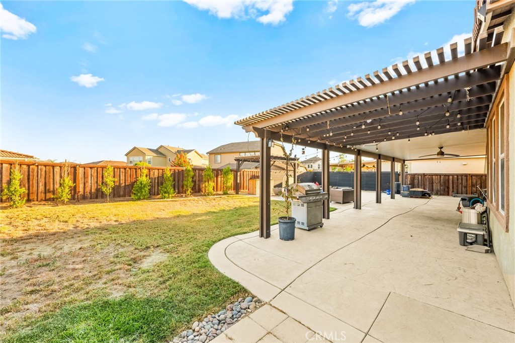 29831 Boathouse Cove