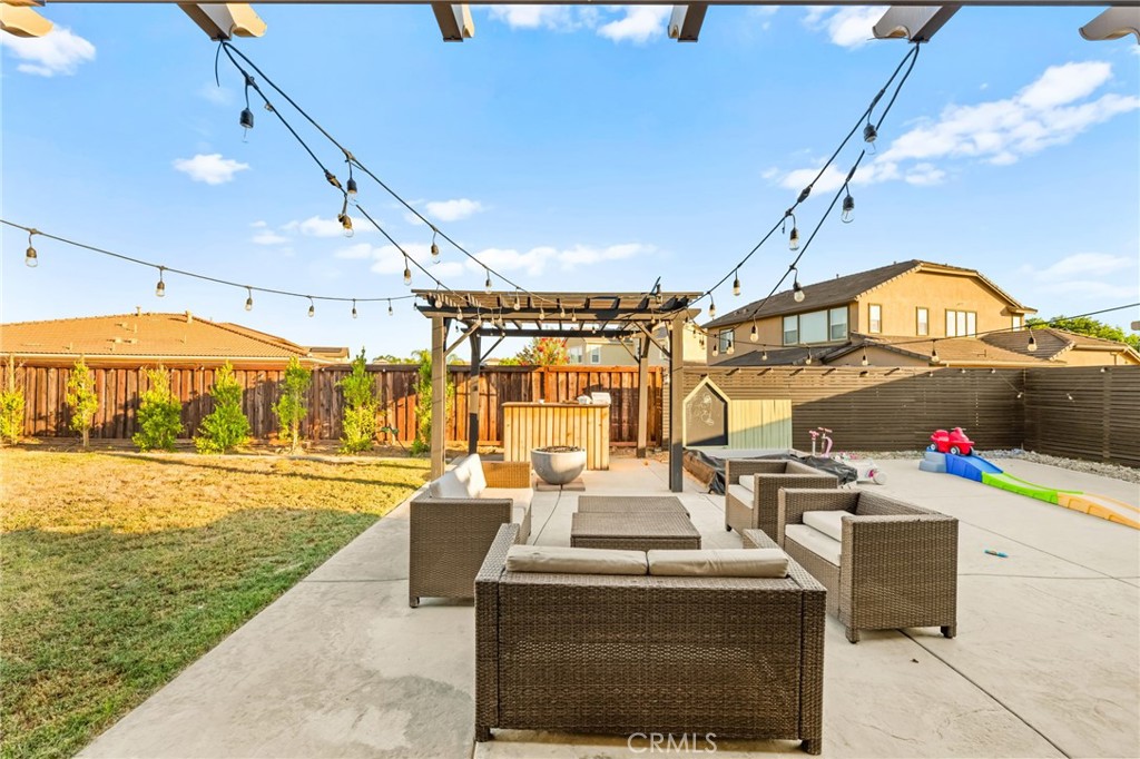 29831 Boathouse Cove