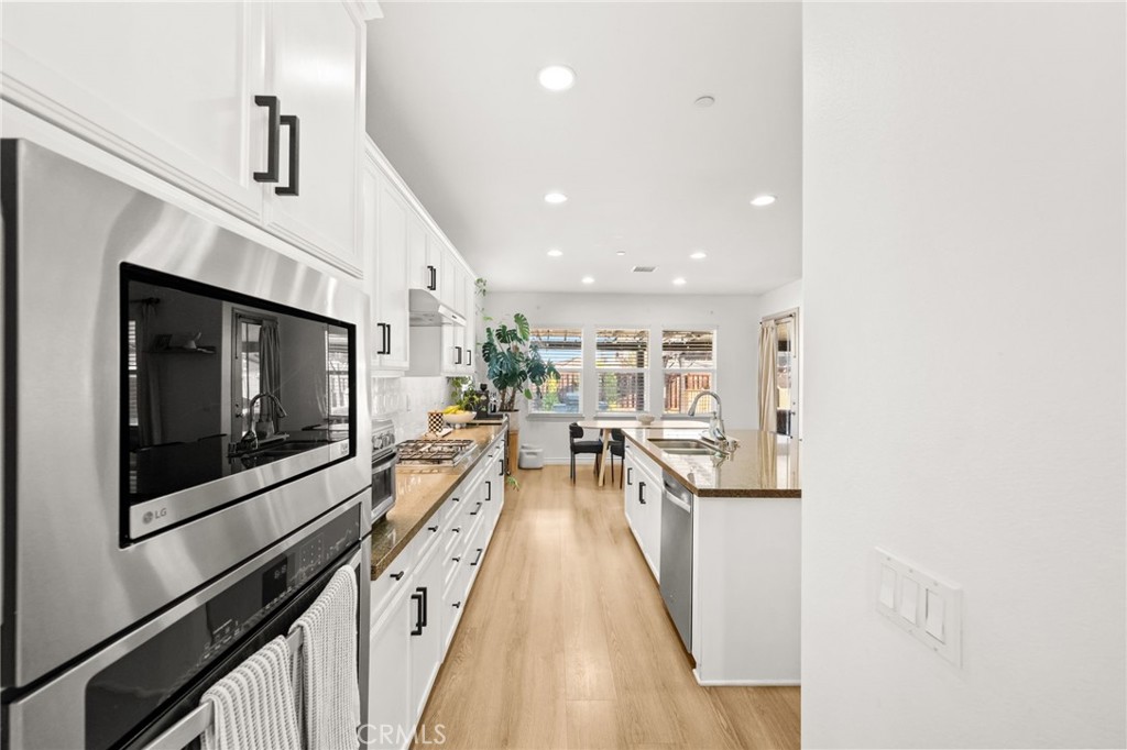 29831 Boathouse Cove