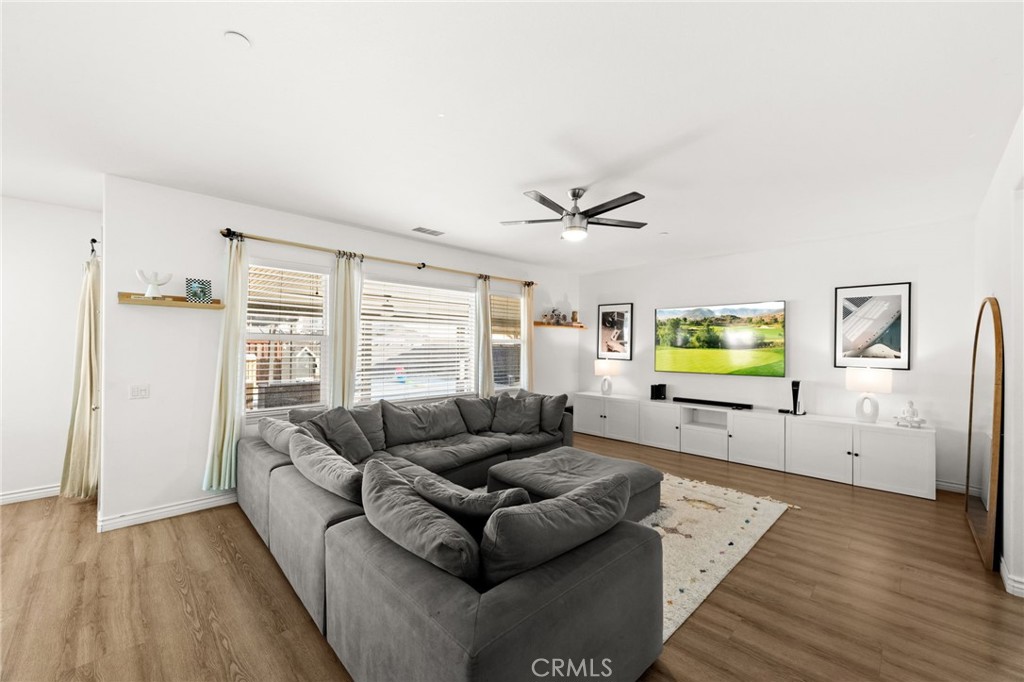 29831 Boathouse Cove