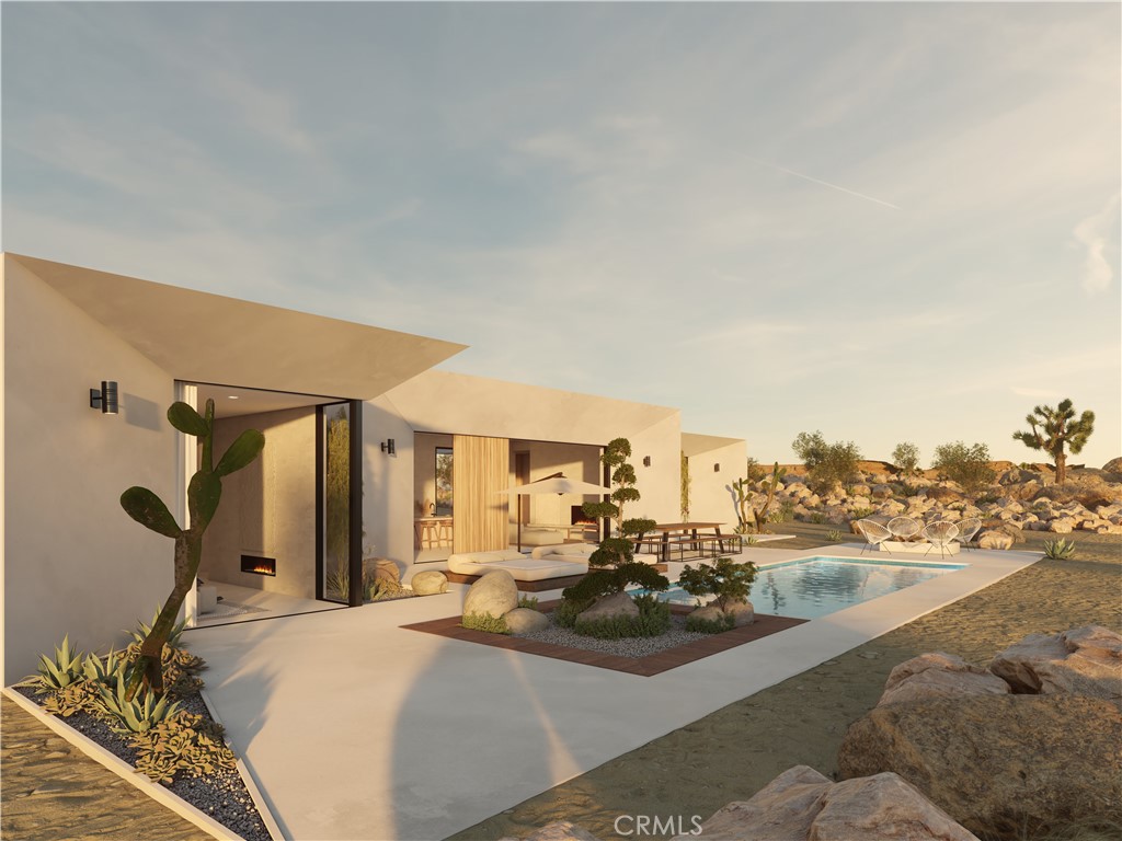62941 Desert Trail