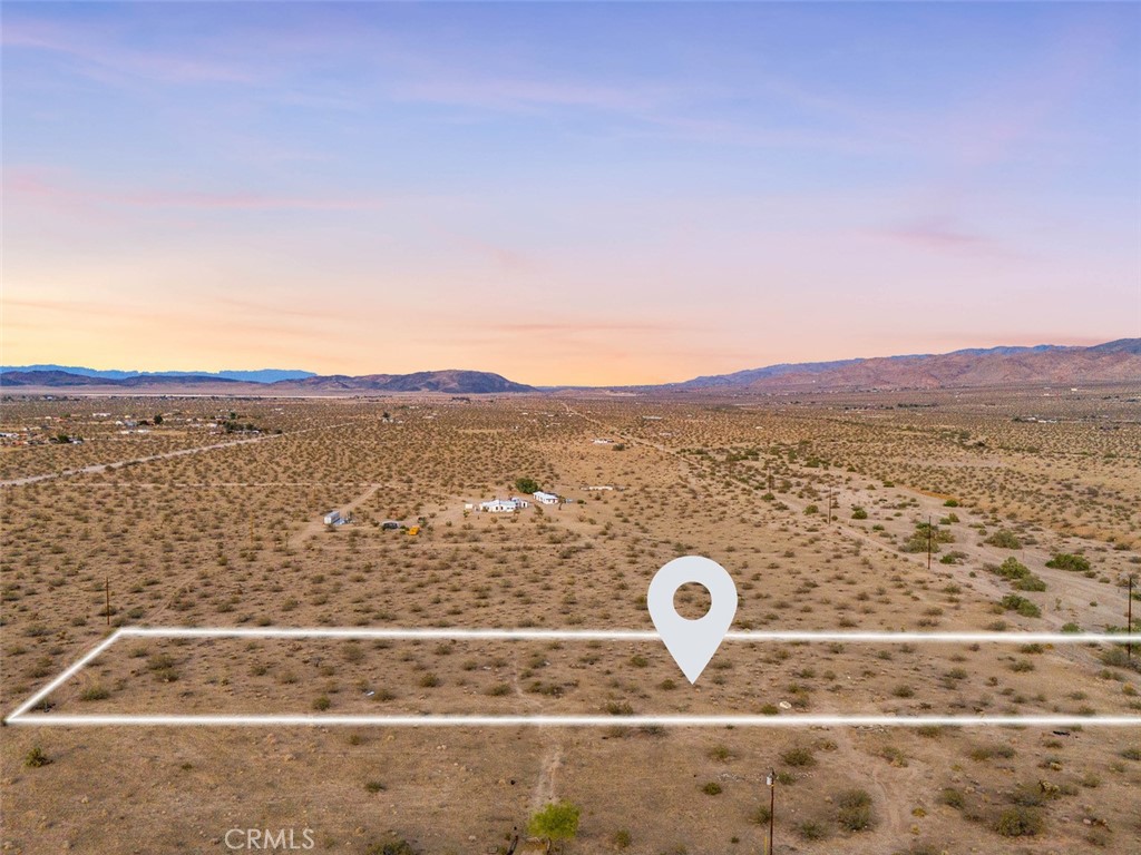 62941 Desert Trail