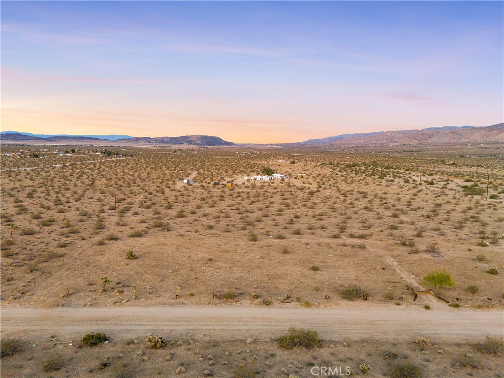 62941 Desert Trail