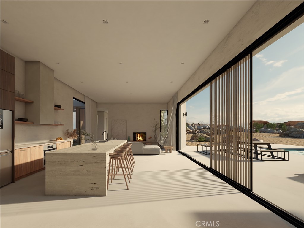 62941 Desert Trail