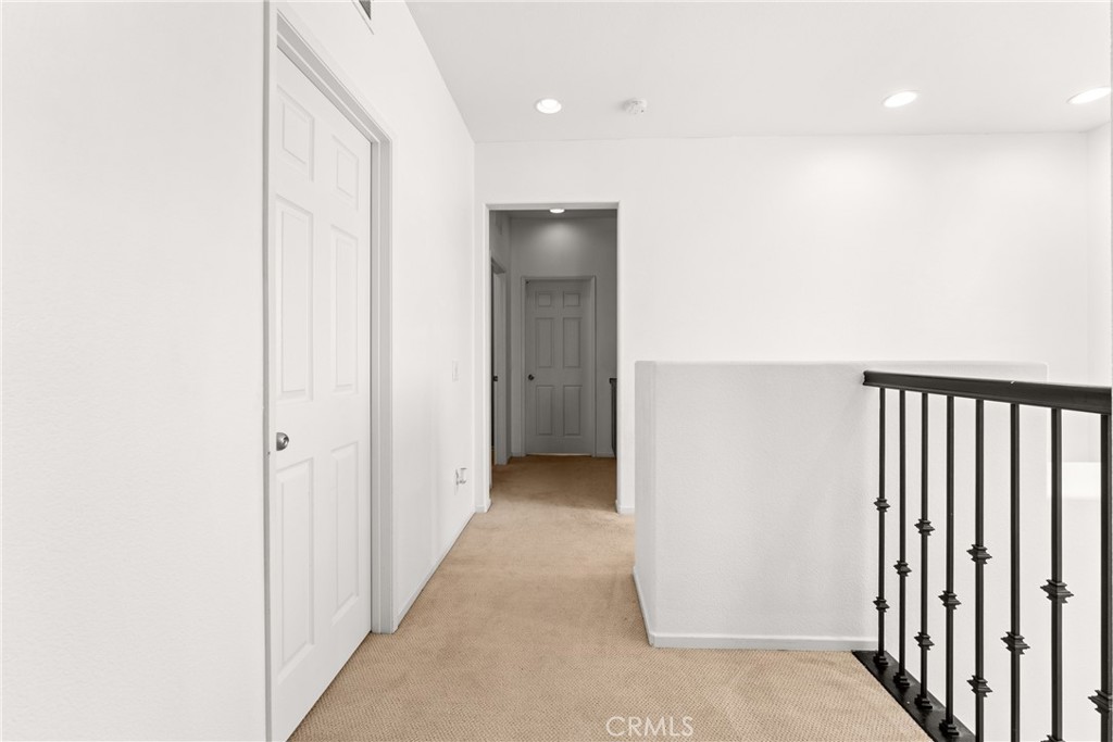 1474 De La Vina Street