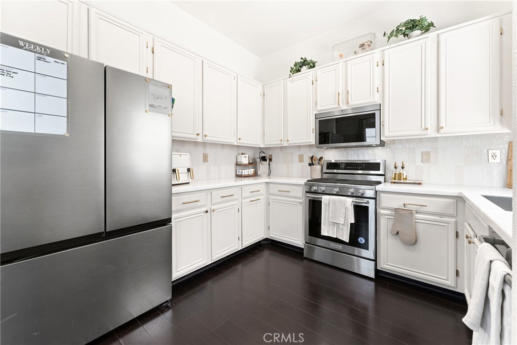 1474 De La Vina Street