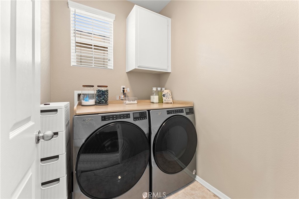 1474 De La Vina Street