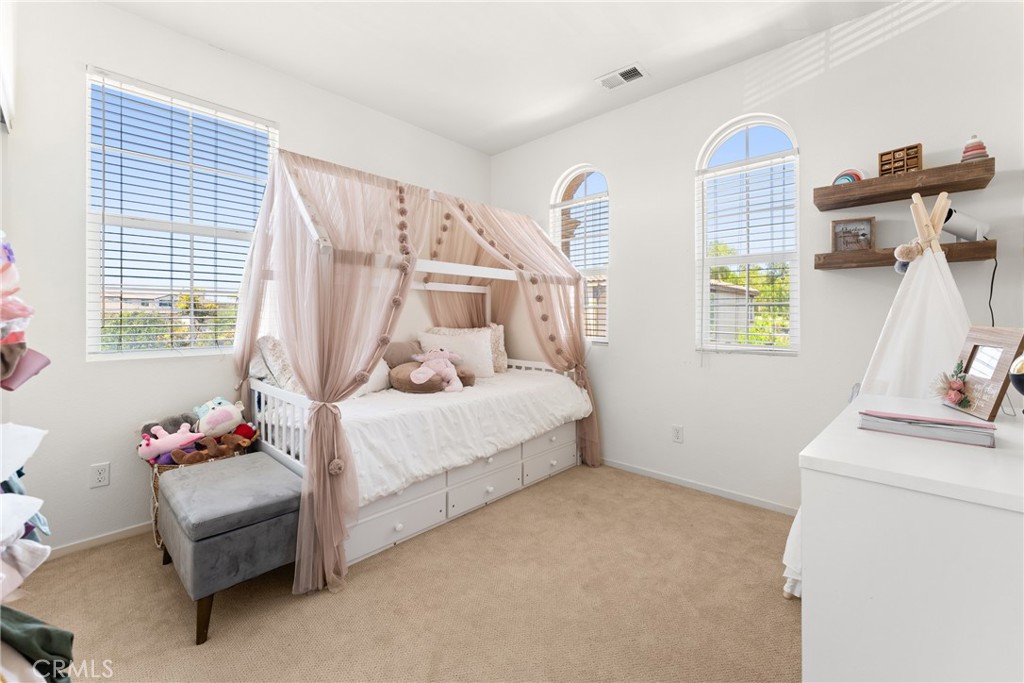 1474 De La Vina Street