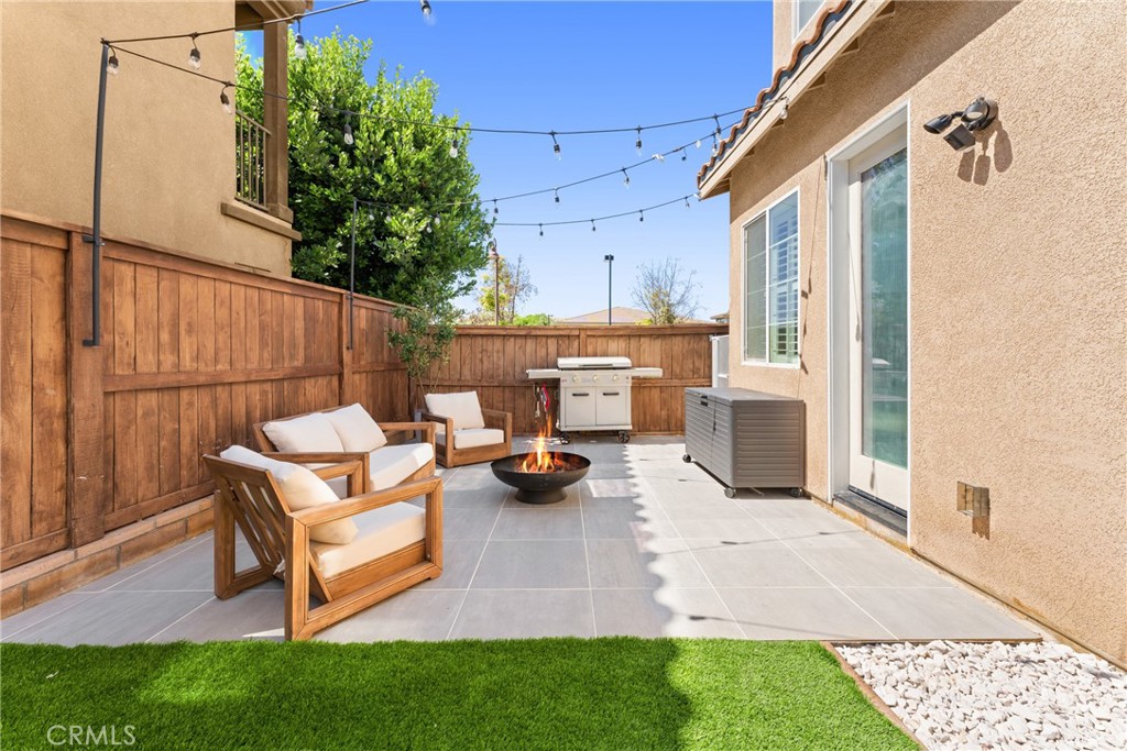 1474 De La Vina Street