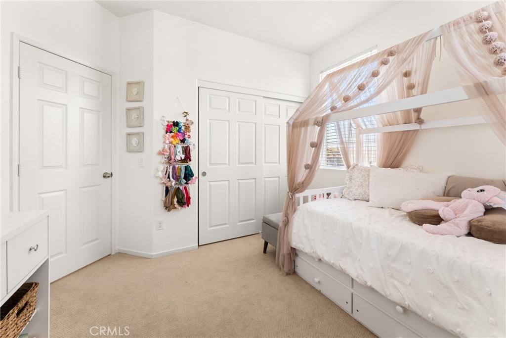 1474 De La Vina Street