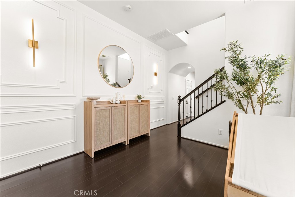 1474 De La Vina Street