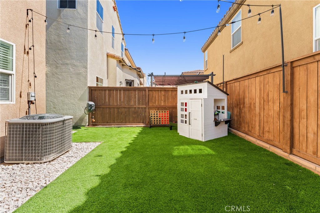 1474 De La Vina Street