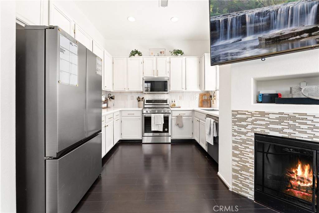 1474 De La Vina Street