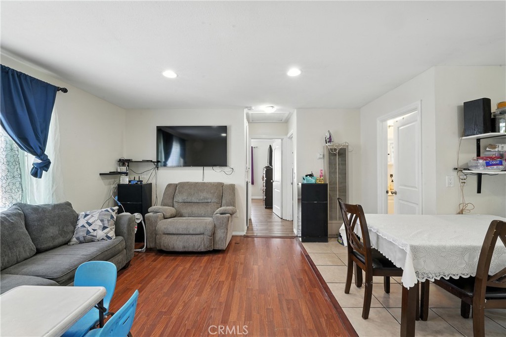 711 E 118th Street
