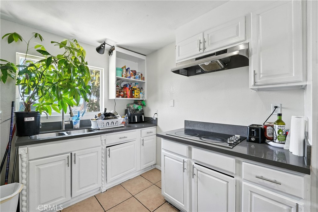 711 E 118th Street