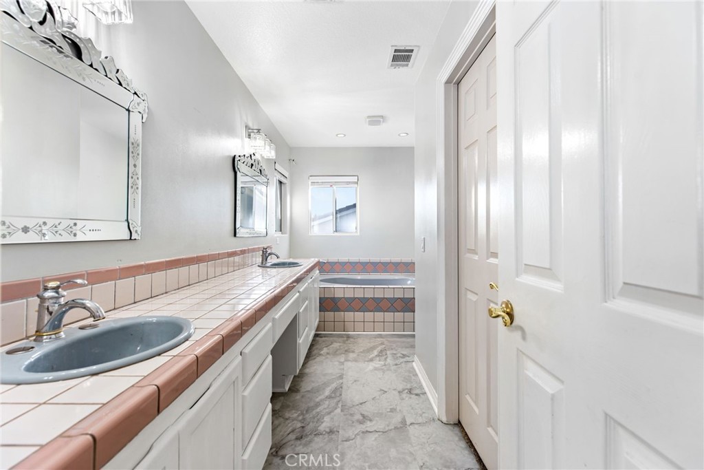 30050 Skippers Way Drive