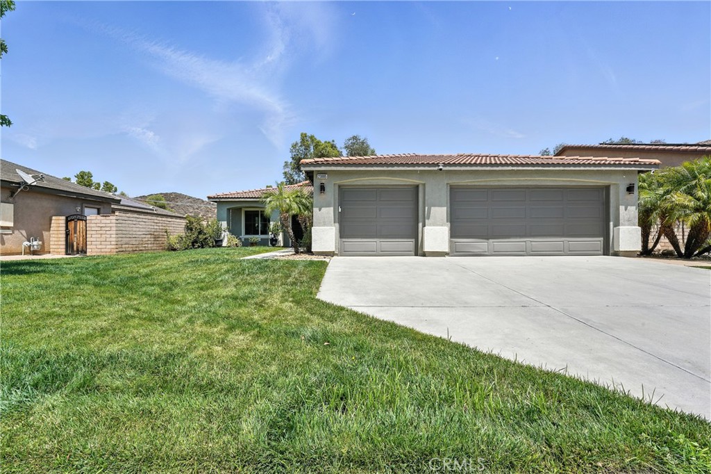 23885 Cheyenne Canyon Drive