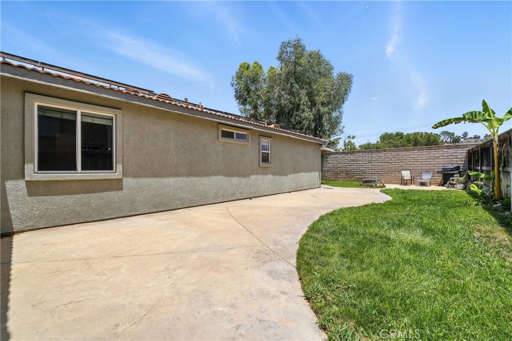 23885 Cheyenne Canyon Drive