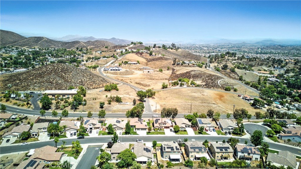 23885 Cheyenne Canyon Drive