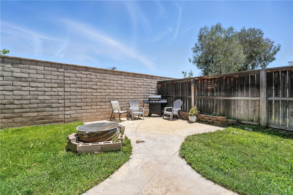 23885 Cheyenne Canyon Drive