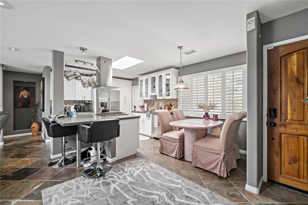 39004 Knoll View Circle