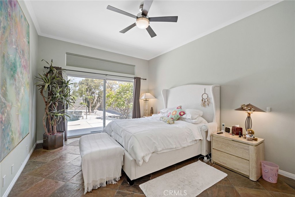 39004 Knoll View Circle