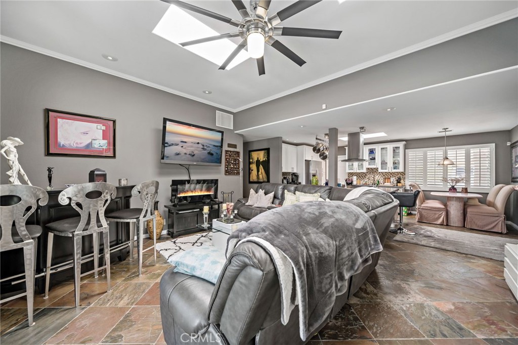 39004 Knoll View Circle