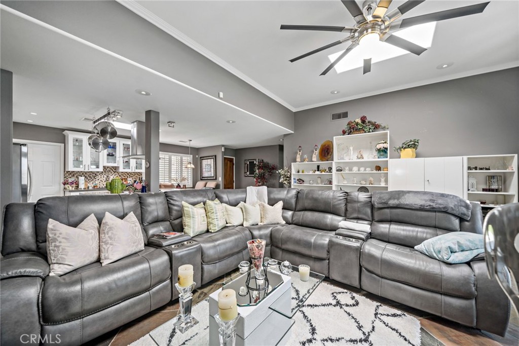 39004 Knoll View Circle