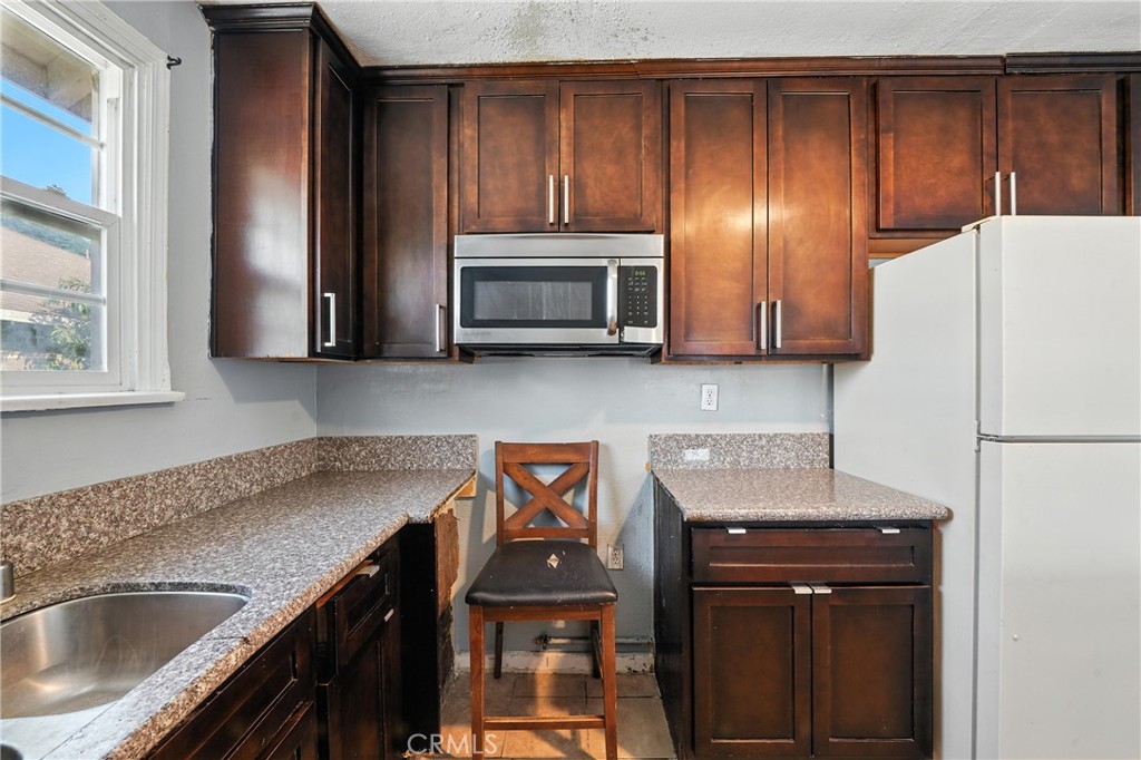 1271 W 19th Street
