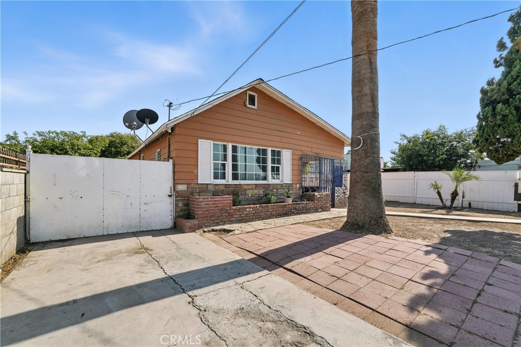 1271 W 19th Street