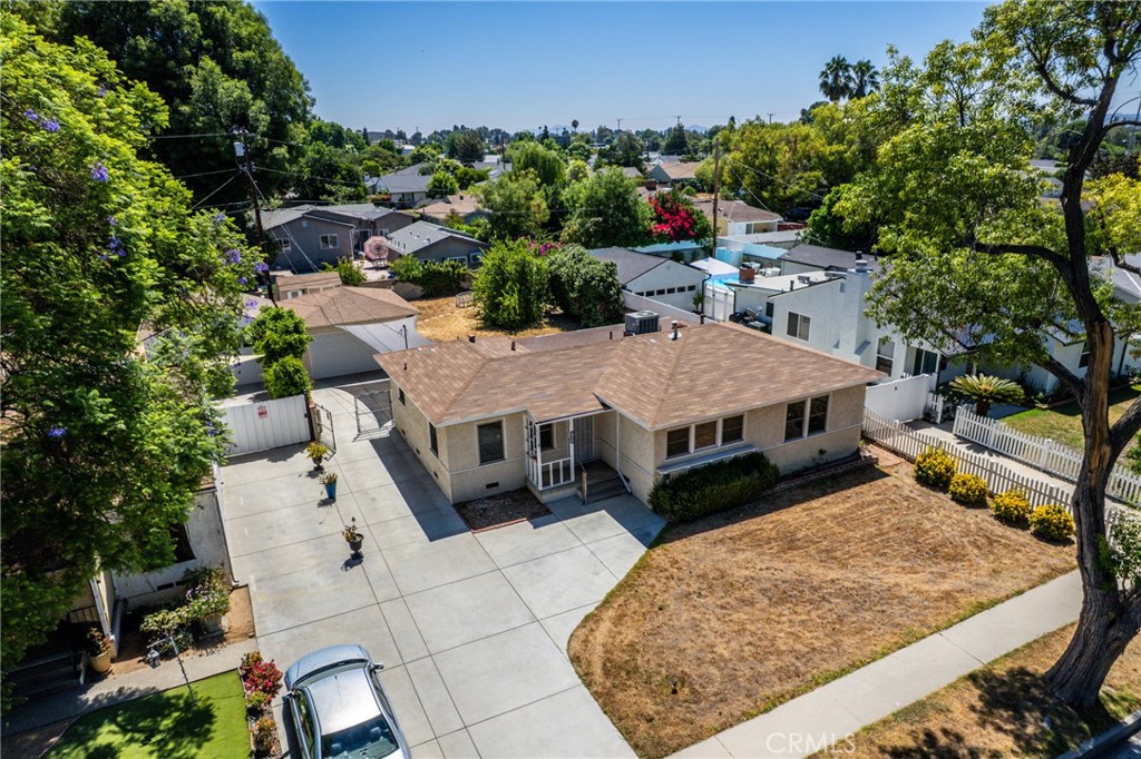 7642 Wish Avenue