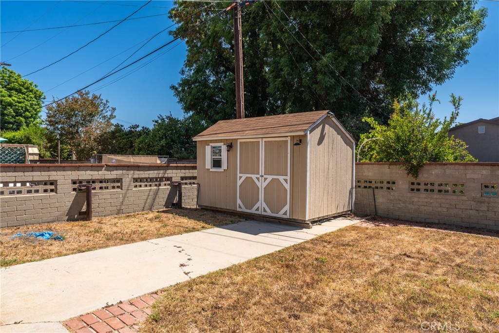 7642 Wish Avenue