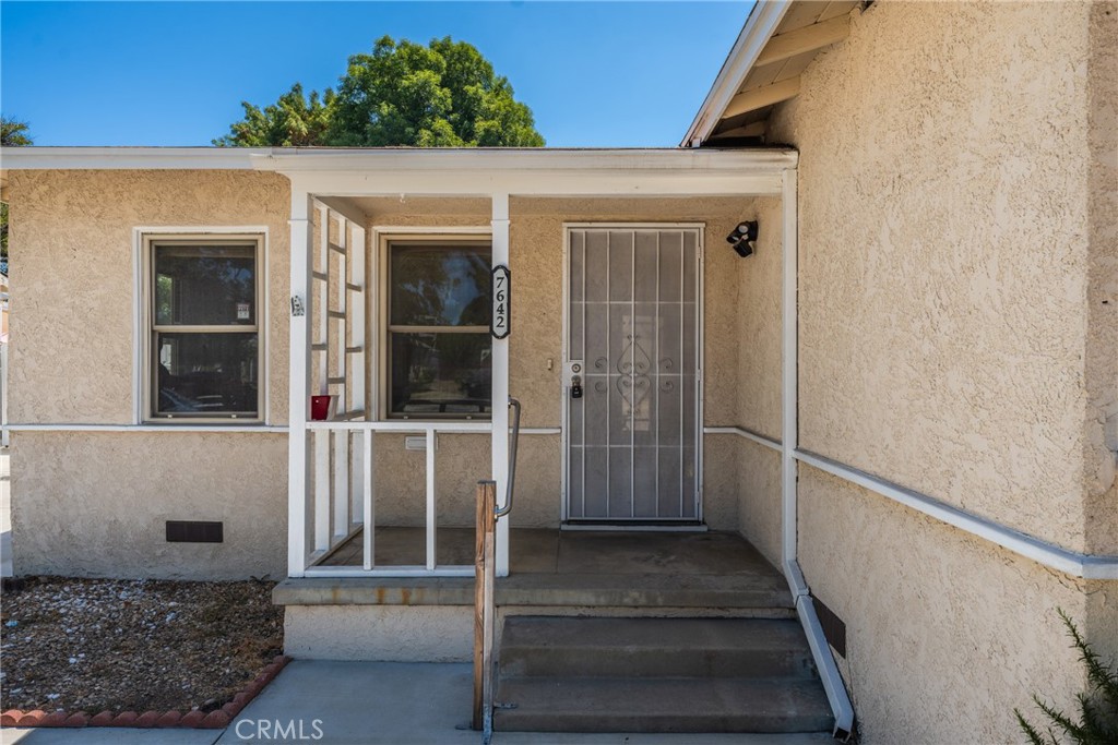 7642 Wish Avenue