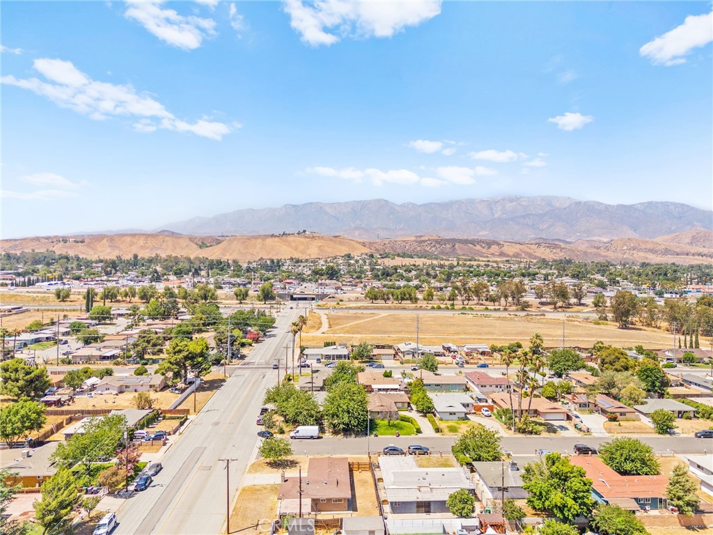 2174 W Monroe Street