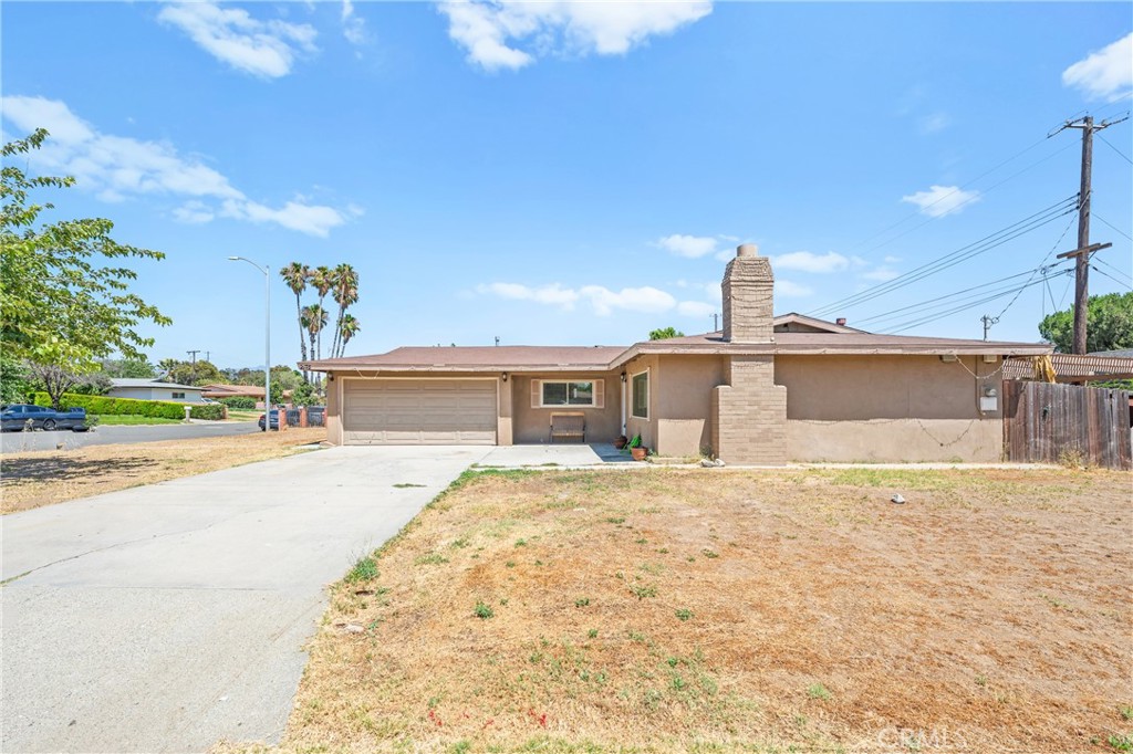 2174 W Monroe Street