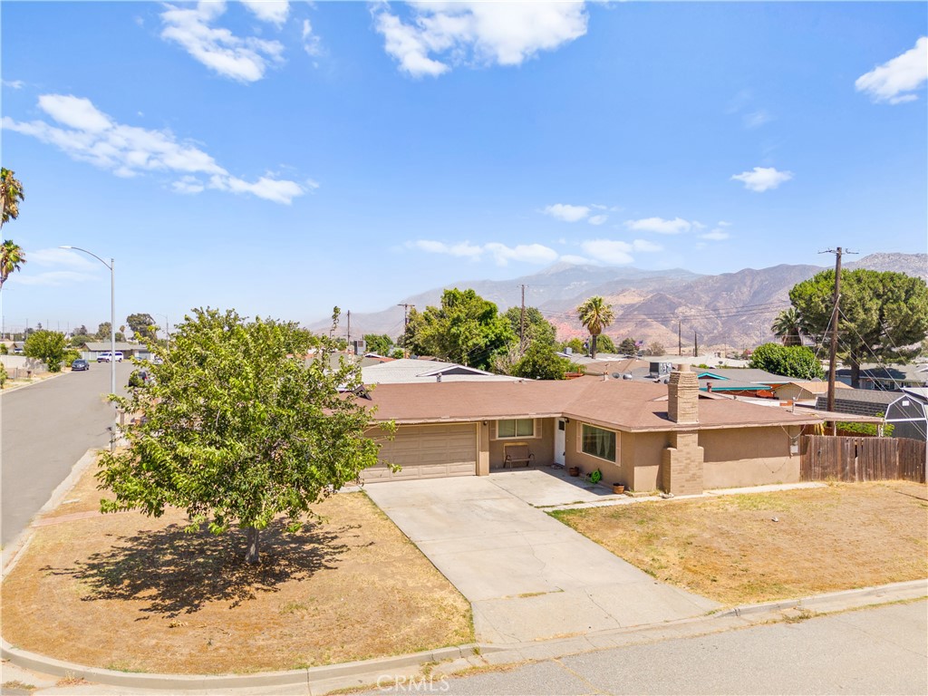 2174 W Monroe Street