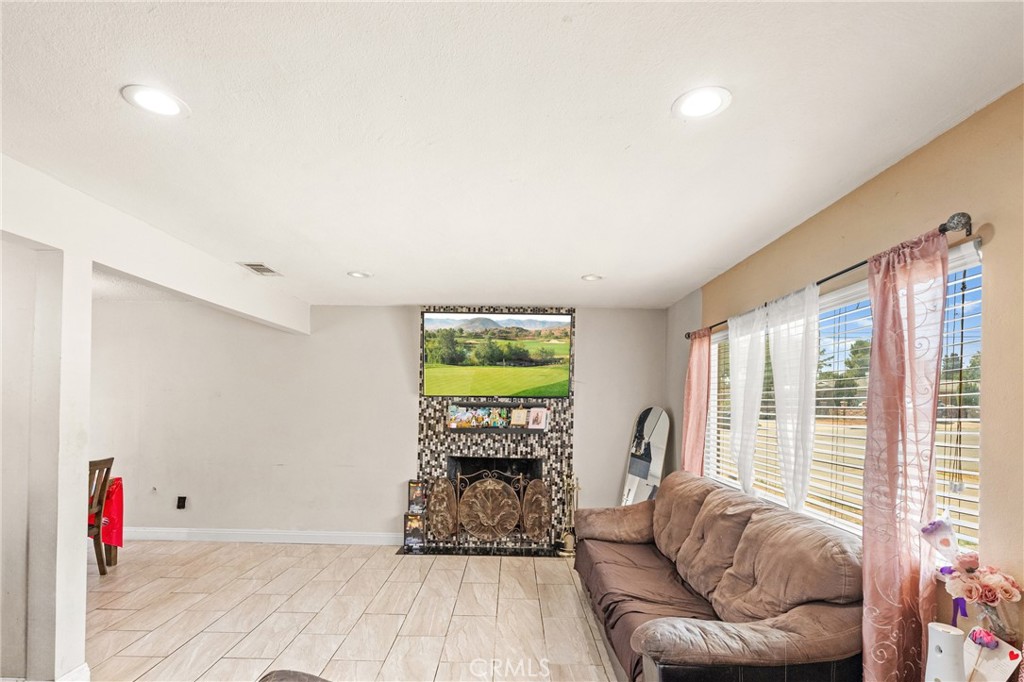 2174 W Monroe Street