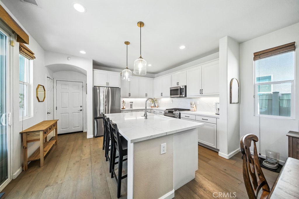 35724 Kittentails Lane