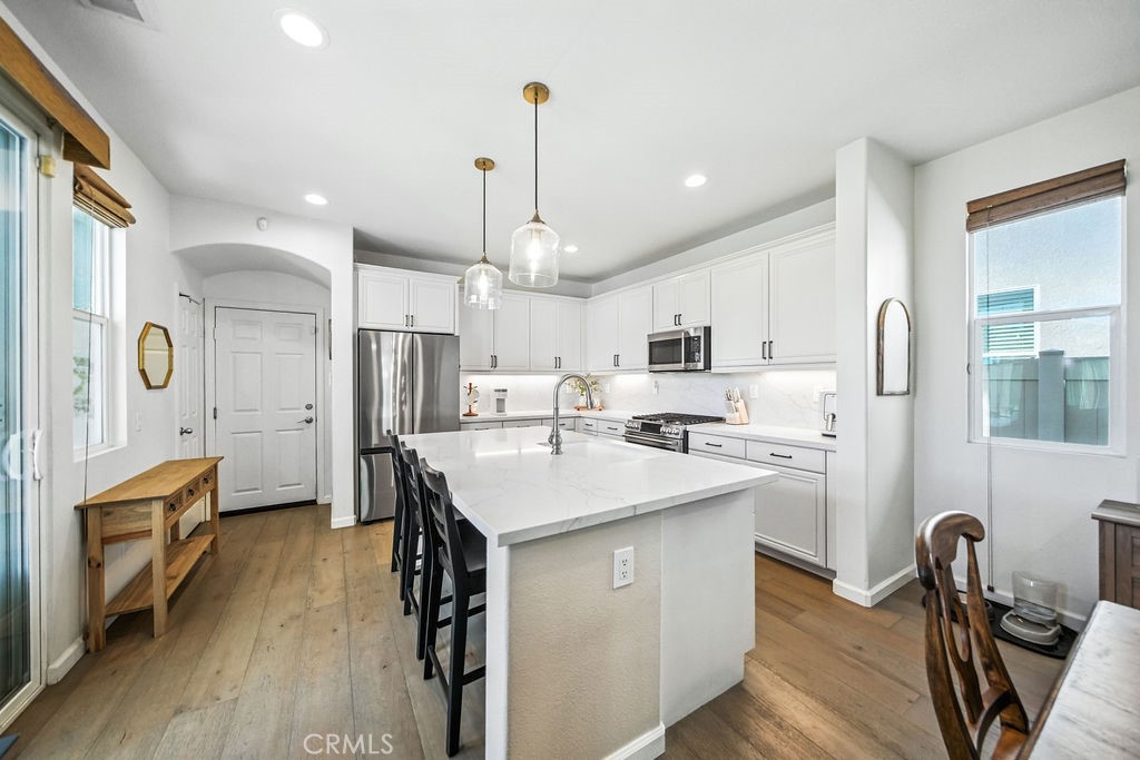 35724 Kittentails Lane